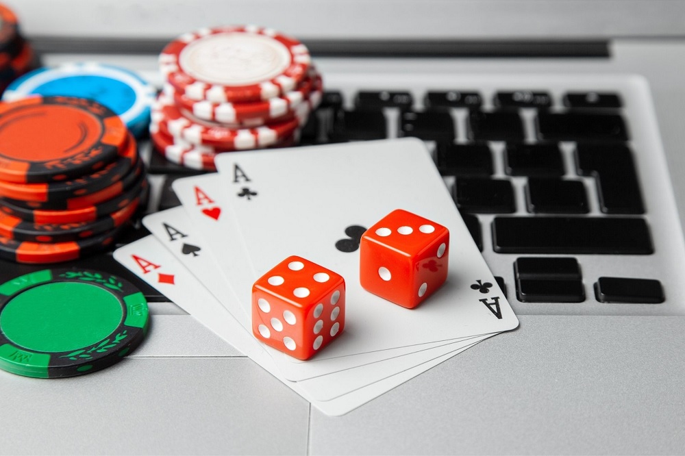 Does Casino Layout Encourage Social Betting? Exploring the Social Influence on Wagers